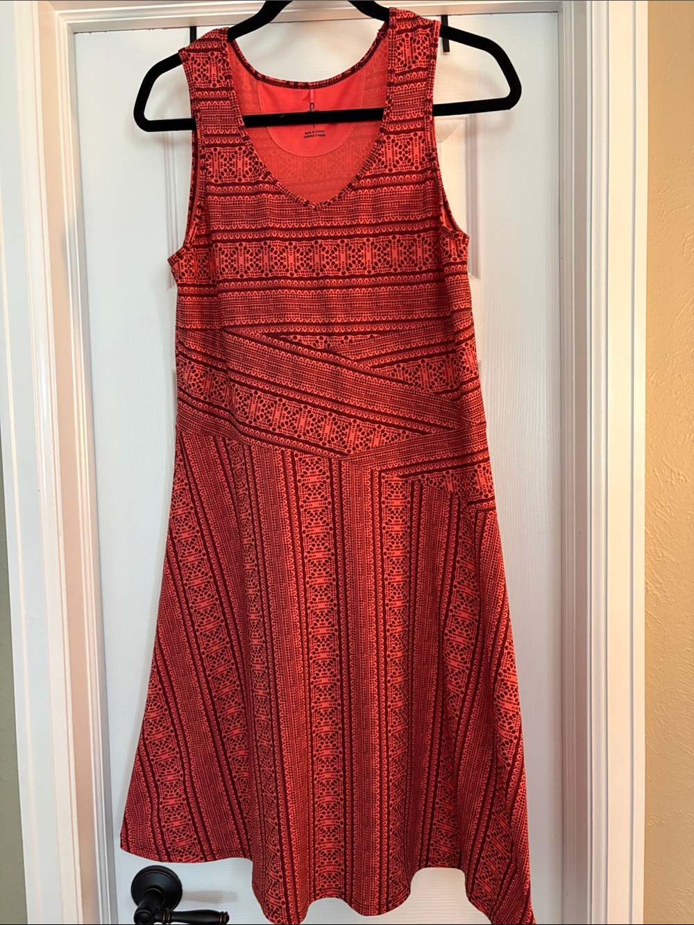 Prana Red Patterned Sleeveless V-Neck Dress